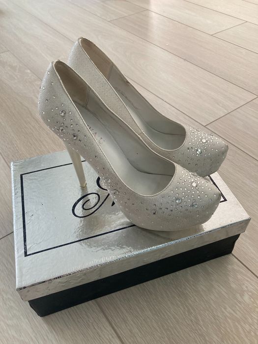 Туфли свадебные белые