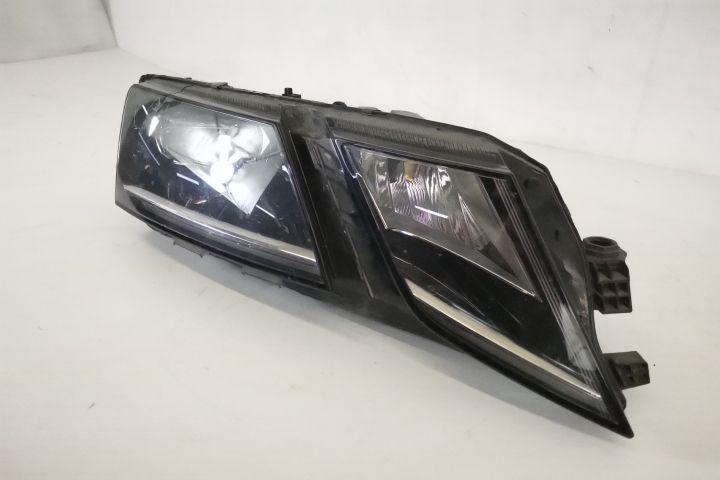 Far Dreapta Original Led Avariat Skoda  Octavia  3 [facelift] 2017 201