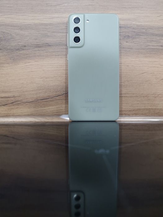 Продам samsung s21 fe