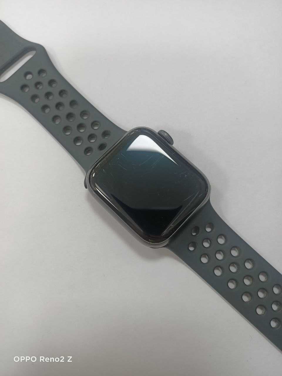 Apple Watch Series SE 40mm (г.Алматы)лот:252068