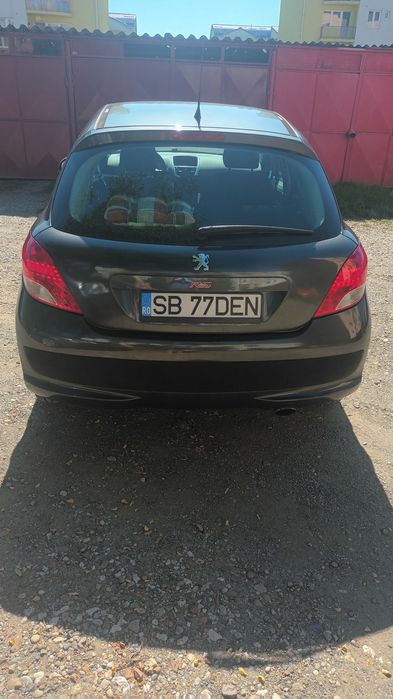 Peugeot 207 1.6 HDI