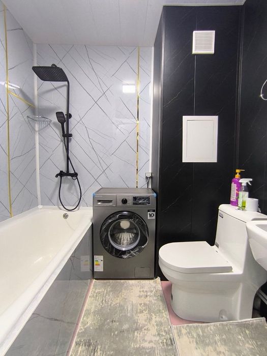 Яккасарай р-он Площадь-52м2 2/3/5
ул.Кушбеги 
Орр-Азия Маркет 
КИРПИЧ