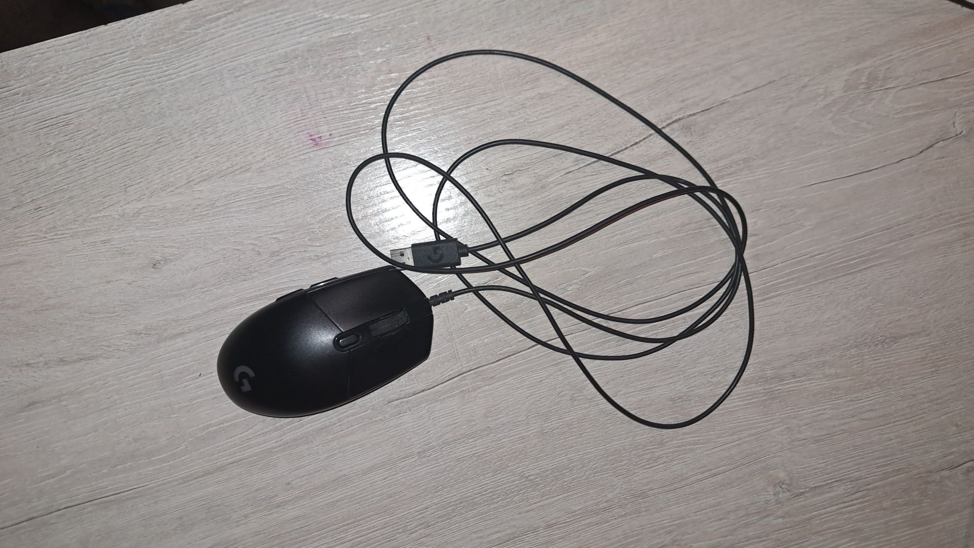 Logitech g102, игровая мышь.