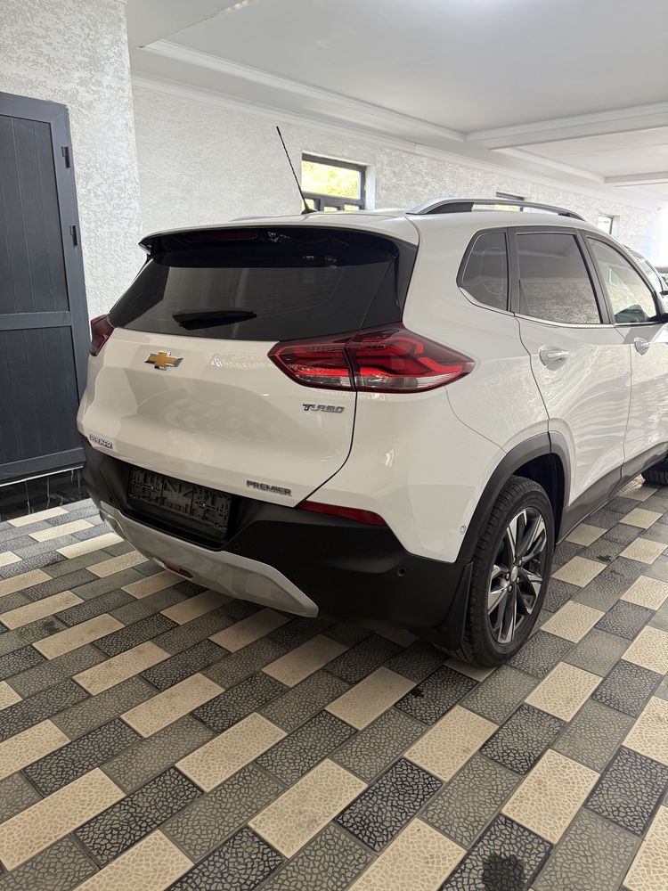 Tracker 2 Premier 2023 км 25000 метан