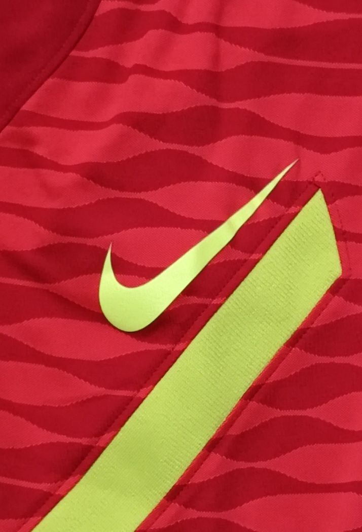 Nike DRI-FIT Strike Tee оригинална тениска S Найк спорт фланелка