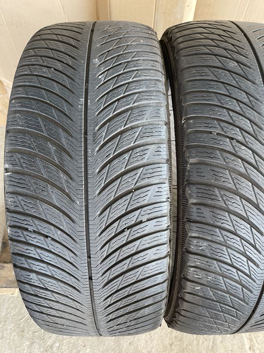 235/45R19 Michelin Pilot Alpin 5