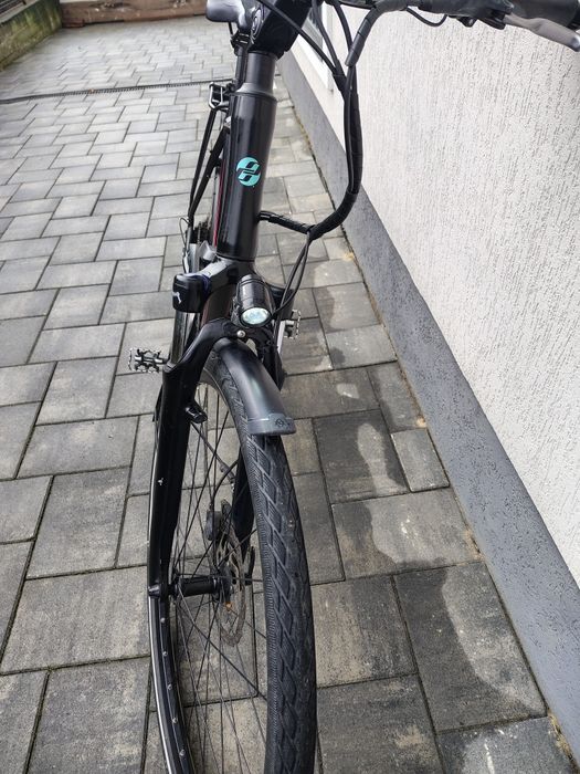 Bicicleta asistata electric marca Ghost roti 28