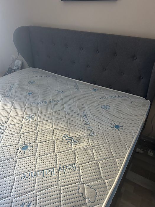 Спалня (без матрак)