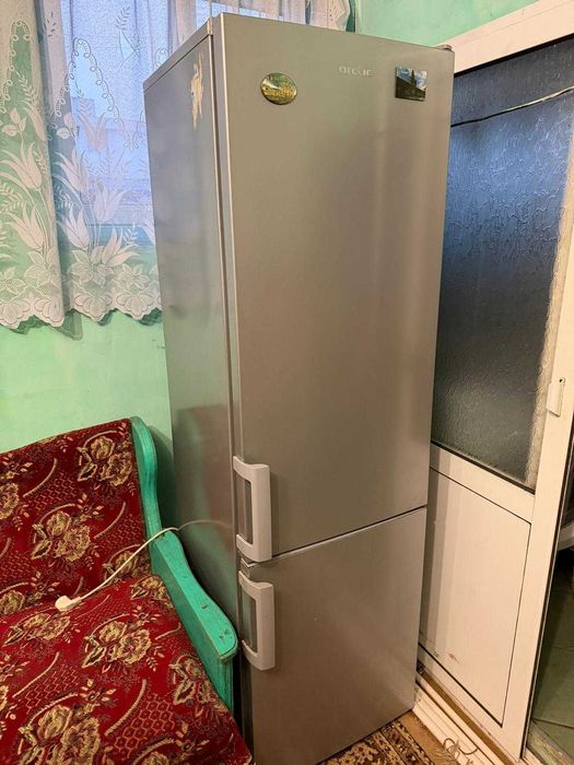 Frigider + combina frigorifica