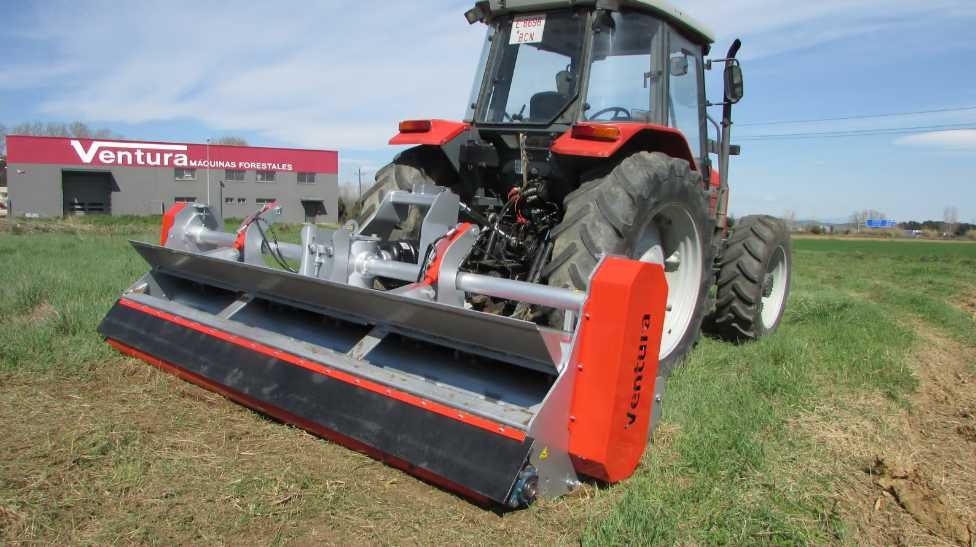 Tocator resturi PROFESIONAL pentru tractoare 140-200 cp-VENTURA
