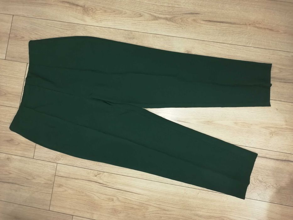 Нов цикламен панталон ZARA