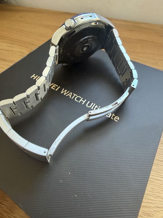 Smartwatch Huawei Ultimate Voyage ca nou