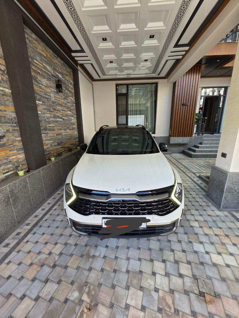 Kia sporteg sotiladi xline pozitsiyasi 53.000km yurgan