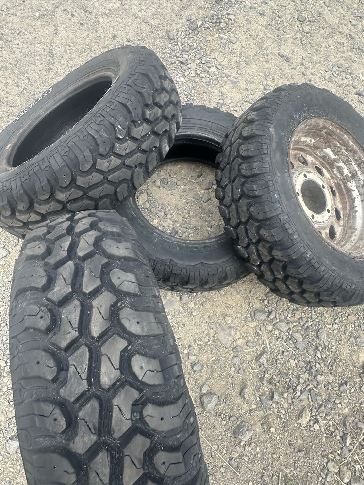 Продавам гуми westlake M/T 205/75/15 Карани са 2/3пъти