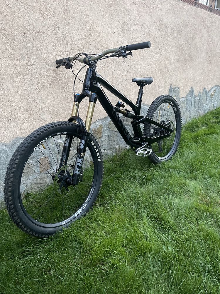 Canyon Torque 2023 CF 9 L размер КАТО НОВО