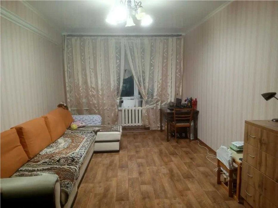 Продам 2 -ю квартиру в старом городе