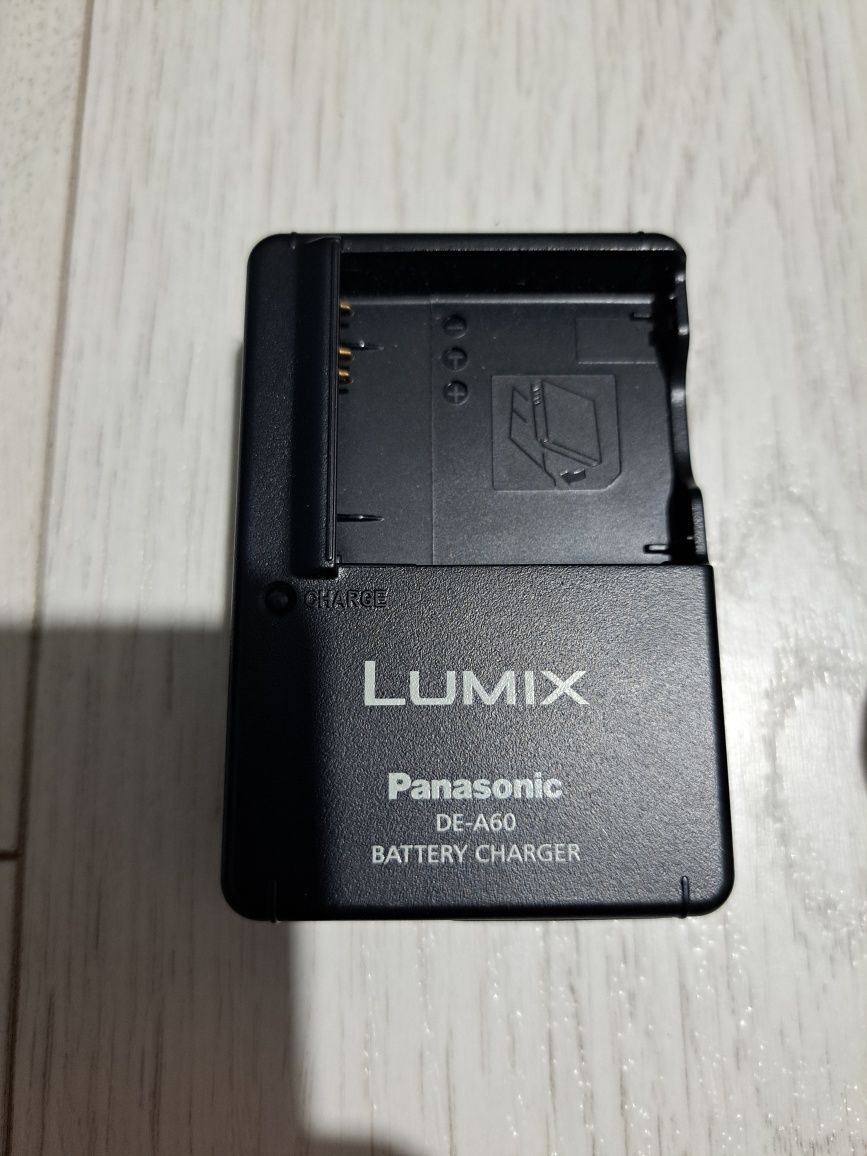 Incarcator Panasonic DE-A60 CGA-S009 / DMW-BCF10 / DMW-BCK7 / DMW-BTC9