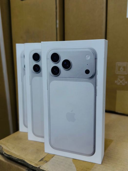 Смартфон Apple iPhone 17 Pro Max 256 GB Silver