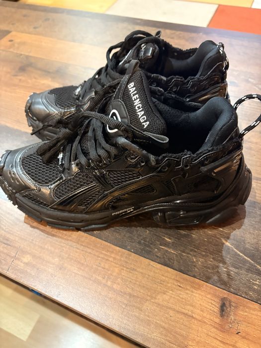 Balenciaga runner