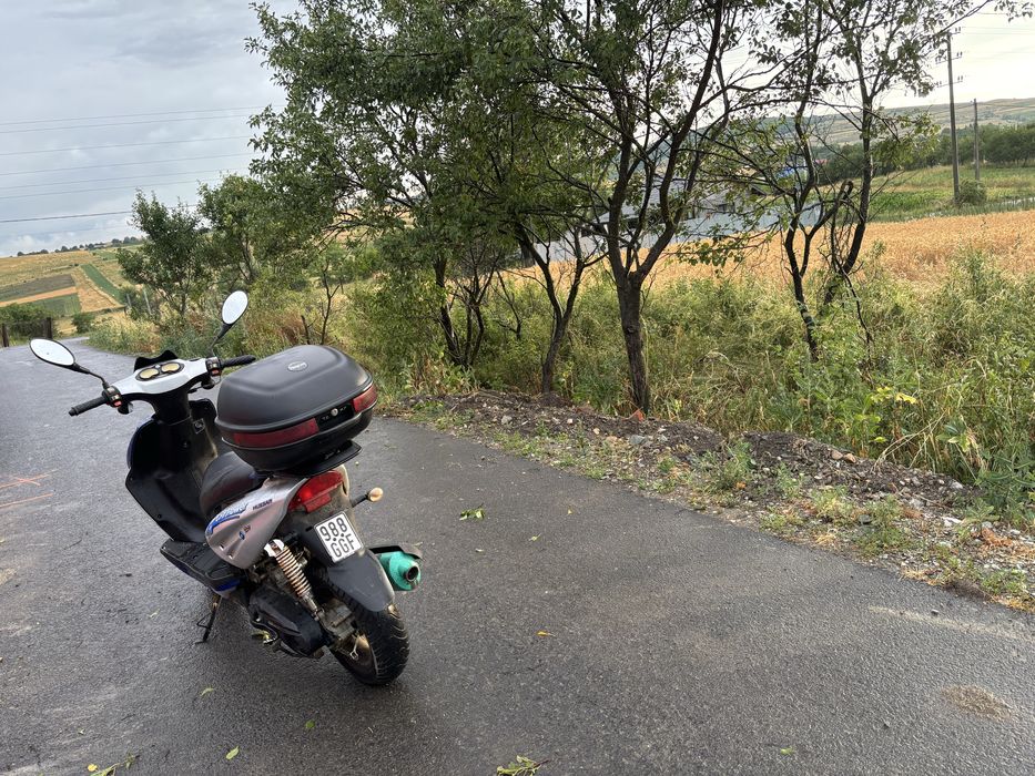 Scutere de vânzare