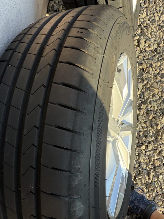 Jante/roti originale Vw Passat b8 215/60/16 5x112