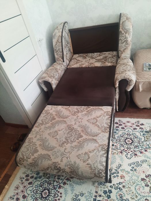 Продам кресло-кровать в оличном состоянии