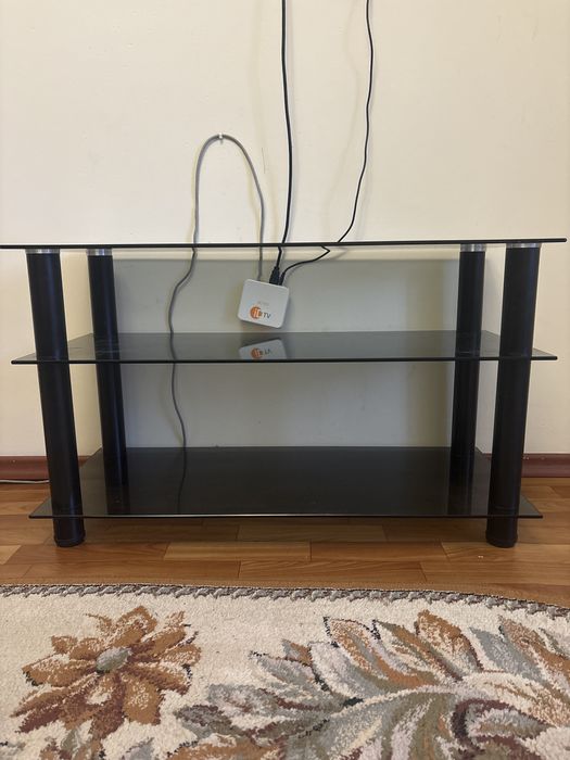 Стол , тумба под телевизор