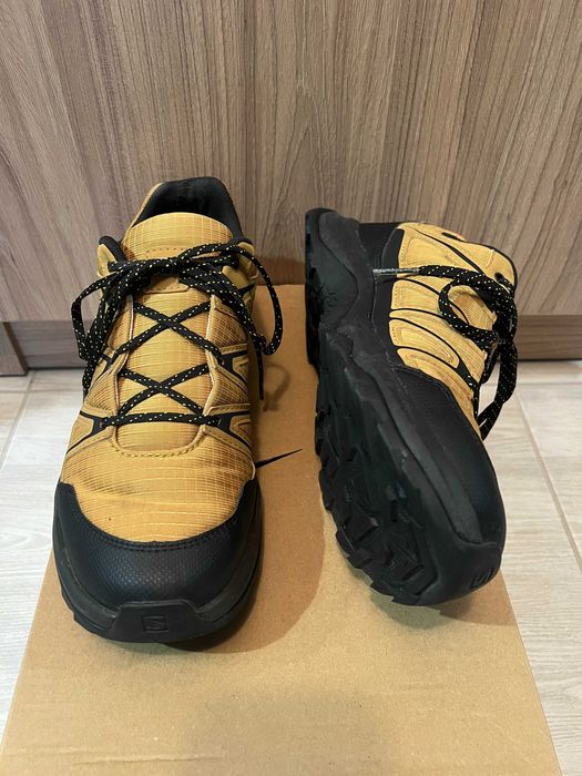 SALOMON мъжки туристически обувки номер 42