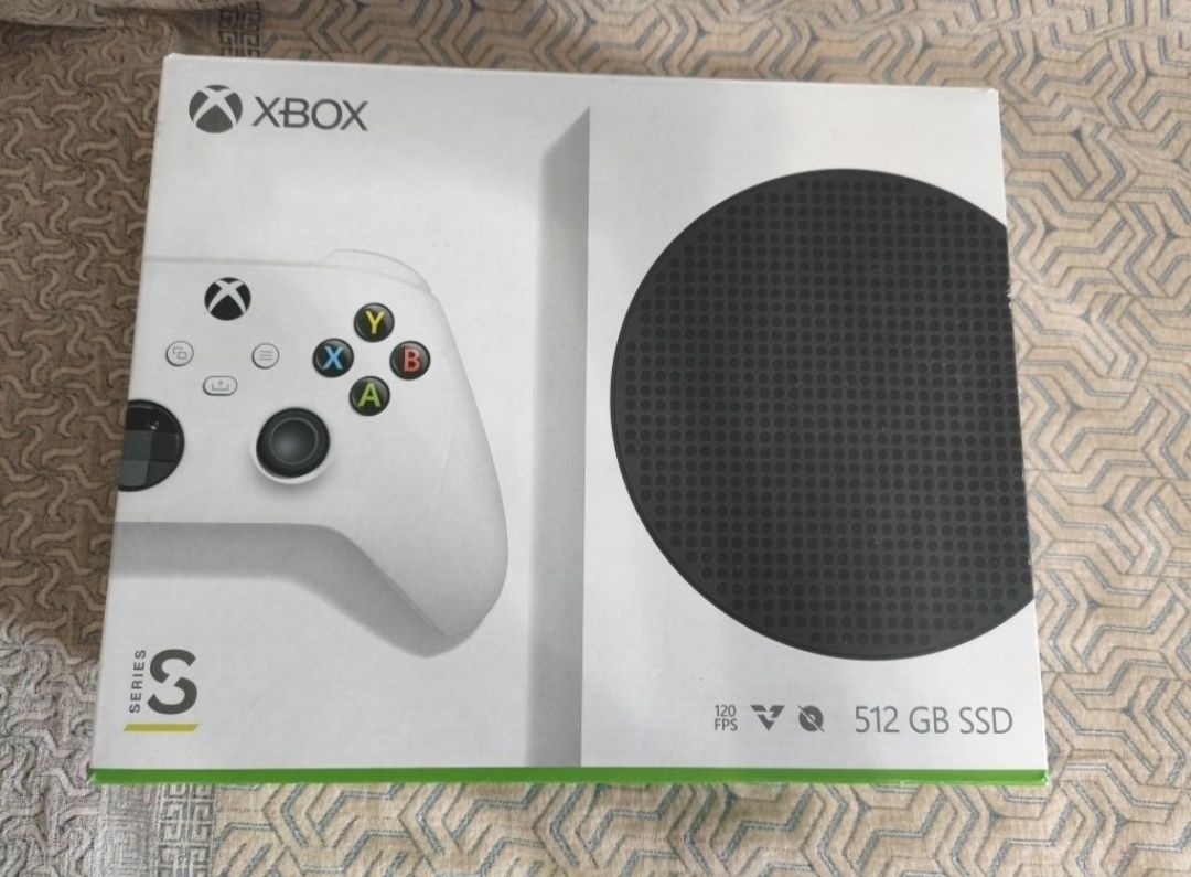 Xbox series s в отличном состоянии