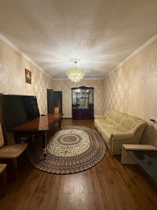 ПРОДАЕТСЯ 3/2/5
на: Ул. Садыка Азимова