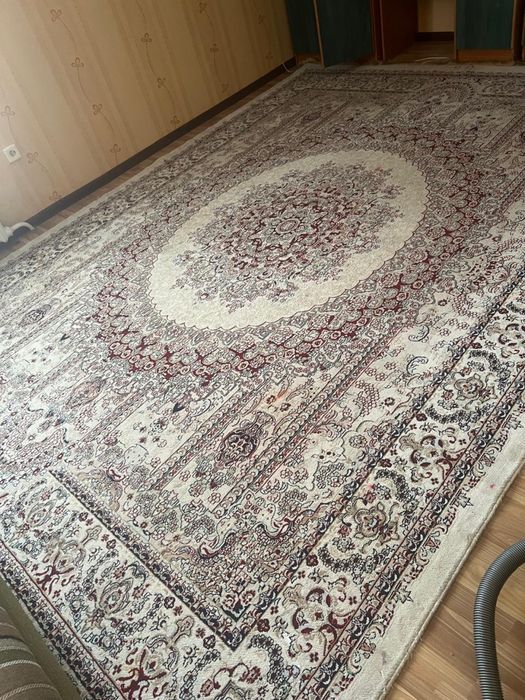 Продам ковер 3 на 4 метра