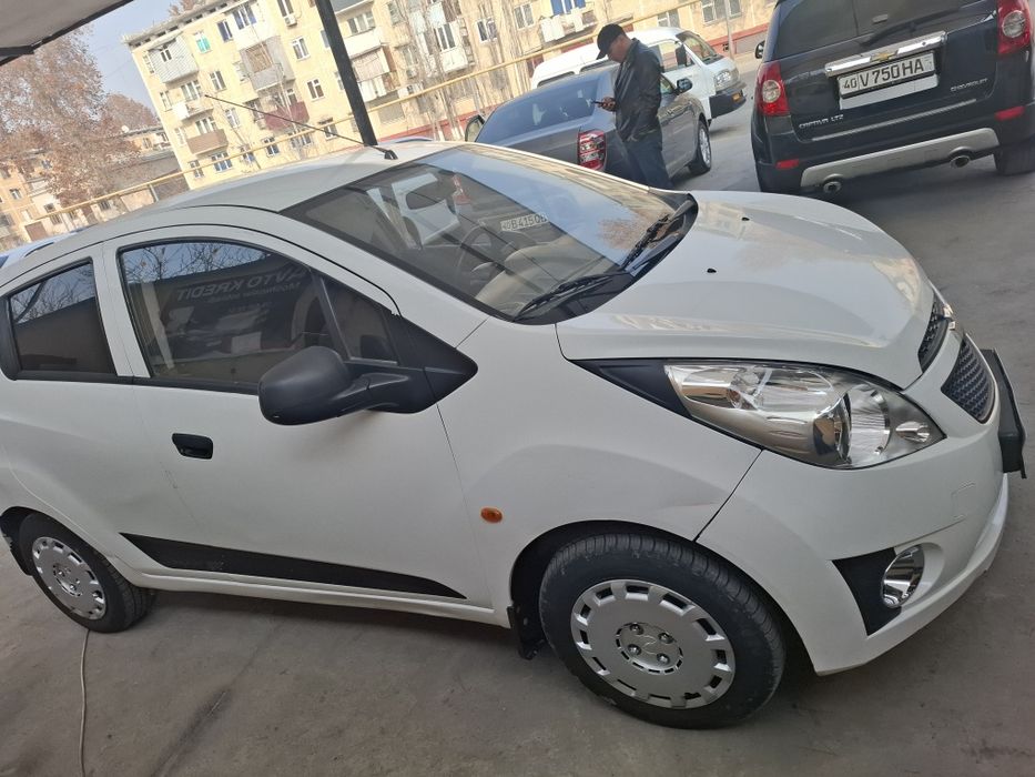 Спарк 1 позиция сотилади матор ходовой зор чикими йок краска 50 фоиз