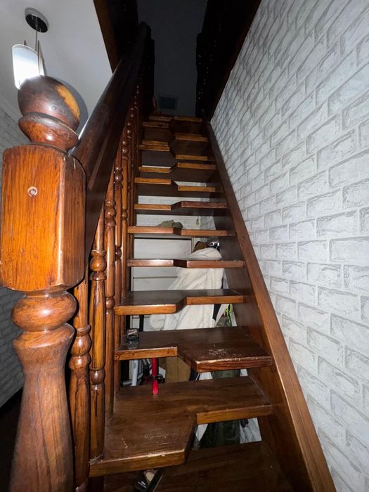 Лестница на второй этаж