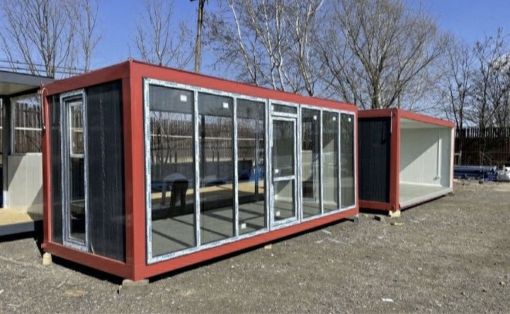 Container modular cu vitrina