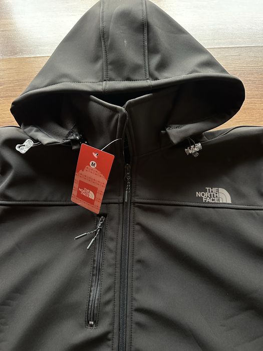 Мъжко,черно НЕПРОМОКАЕМО яке The North Face с топла подплата