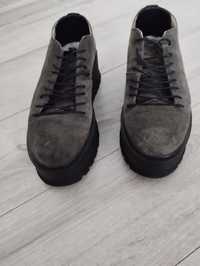Pantofi cu platforma piele