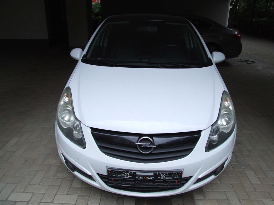 Vand Opel Corsa D Color Edition , 1.2 16V , set anvelope iarna - vara