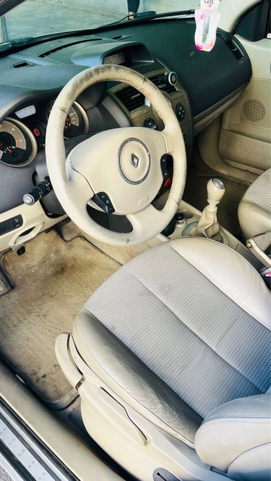 Renault Megane II Sedane Privilege 1.9 dCi, 130 CP, fabricata in 2007