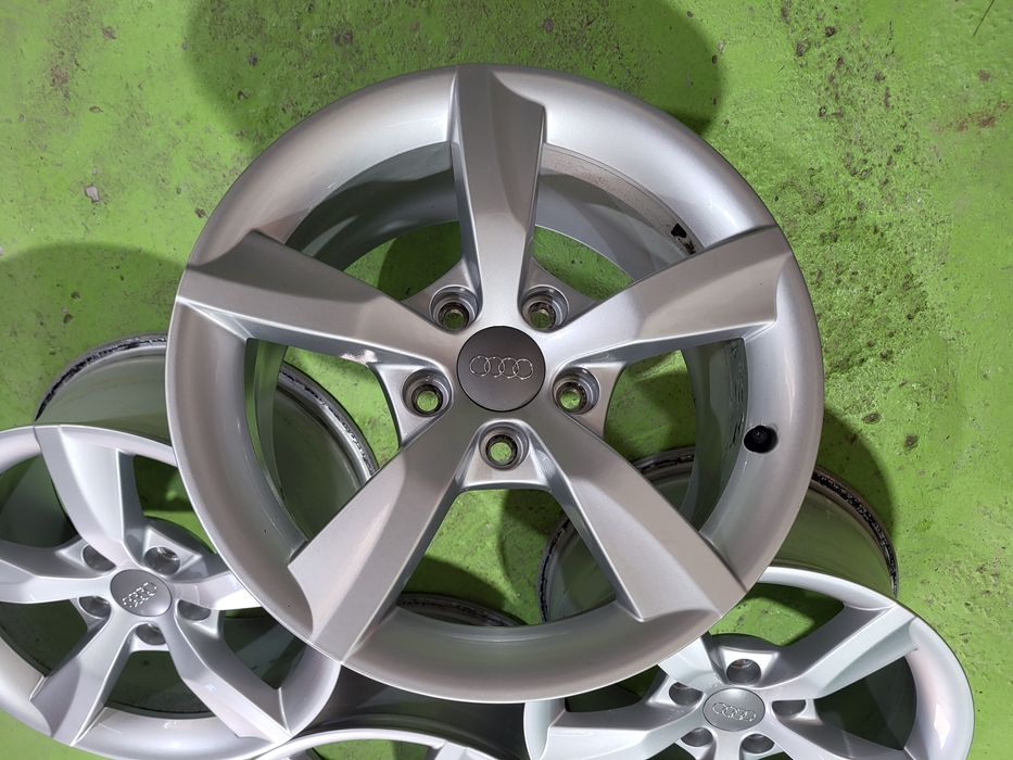 16 5x112 Audi A4 A6 Vw Passat Touran Caddy Skoda 5х112