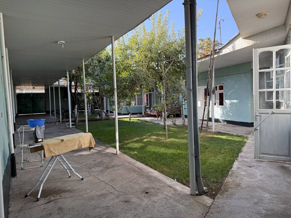 Uy sotiladi 5sotix bektemir