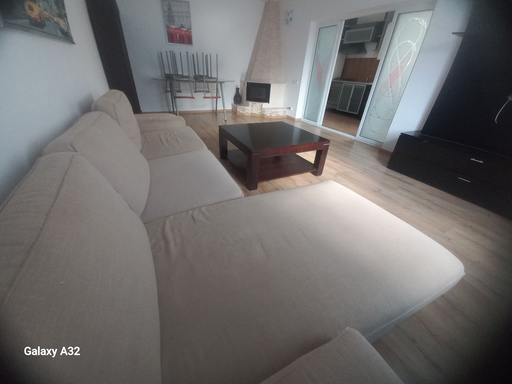 Proprietar închiriez apartament 3 cam.Otopeni central .