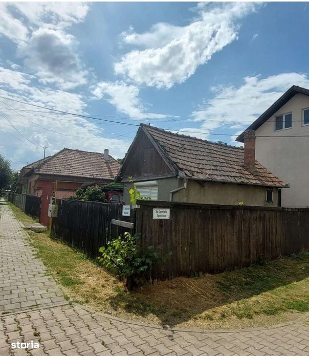 De vanzare casa batraneasca ,Cristesti, Mures,Centru