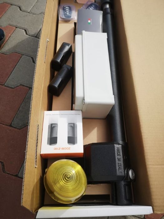 Kit automatizari porti batante cu doua canate TITAN400-230V