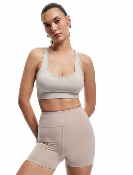Bustiera sport Coolmax + Spandex made in USA masura M-L