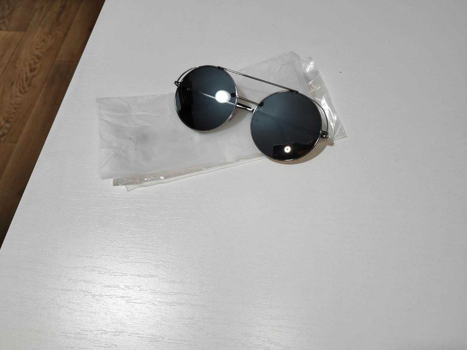 Солнцезащитные очки зеркальные, новые