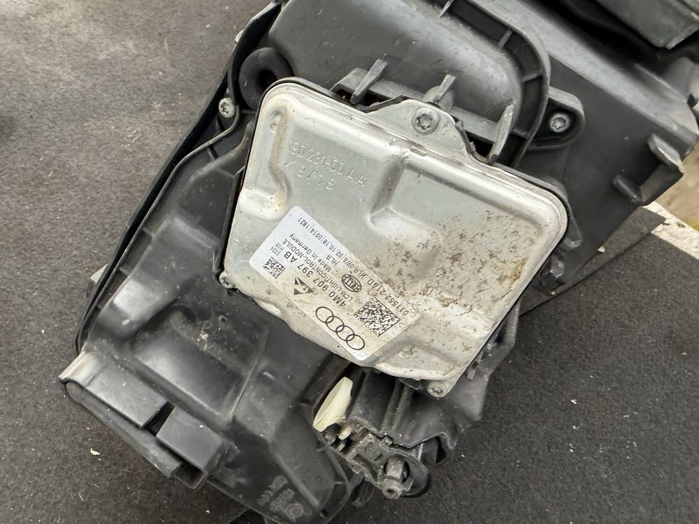 Ляв Десен фар 4M0941033 Full Led за Audi Q7 2015-19 г. Фарове оригинал