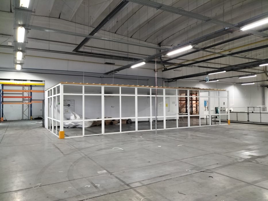 Vând structura/rama/perete/geam tâmplărie PVC