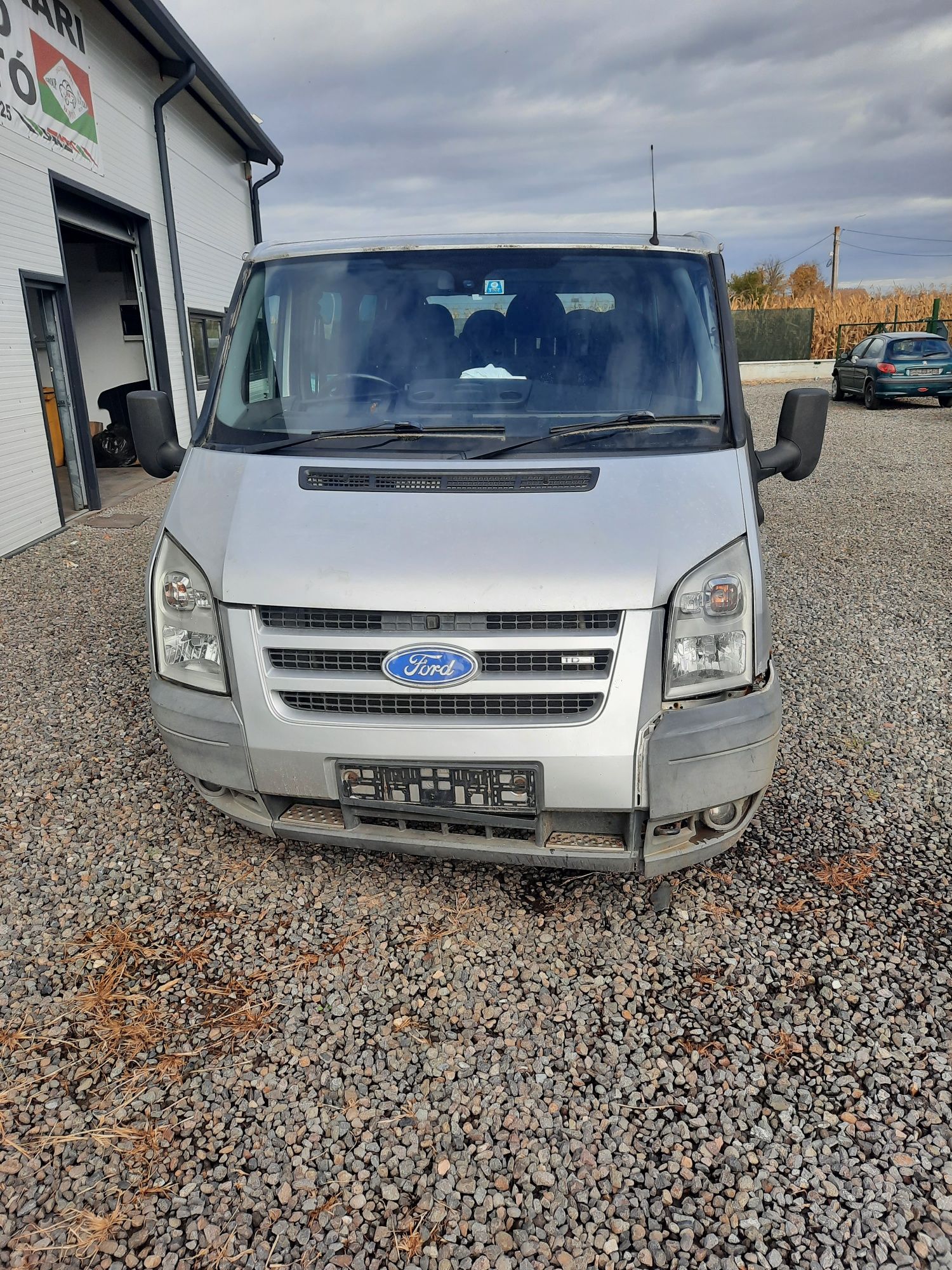 Vand piese Ford Transit 2.2