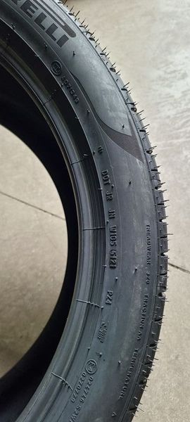 325/35/22  PIRELLI 2бр