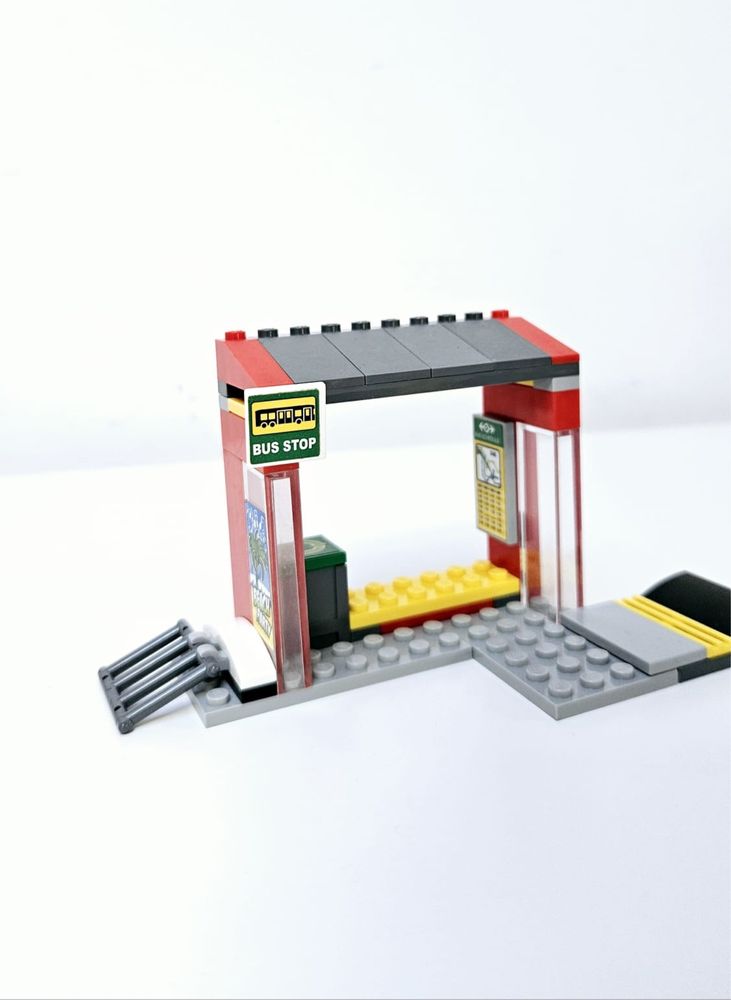 Lego City 60154 - Bus Station (2017)